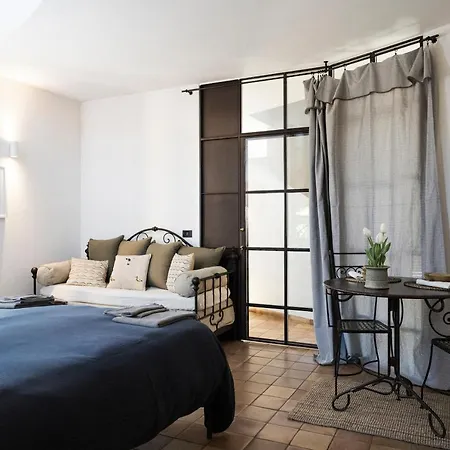 Casa Kiko Bed & Breakfast Pecetto